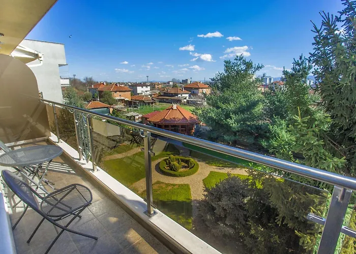 парк-хотел клементина Hotel