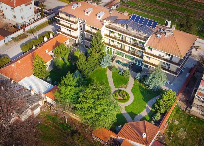 парк-хотел клементина 3*